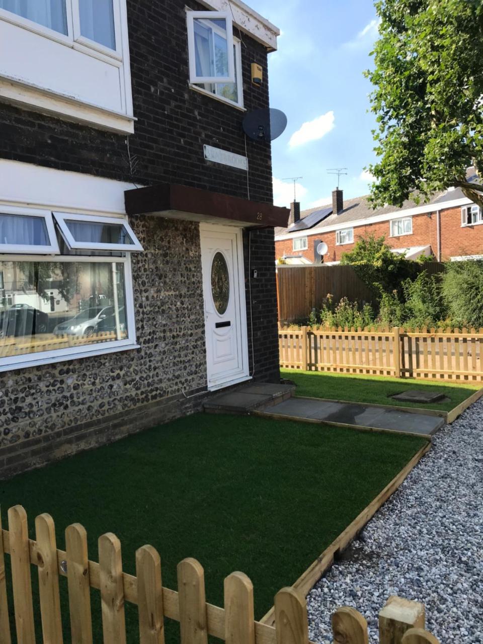 4 Bed House Next To Basildon Town Centre Villa Exterior photo